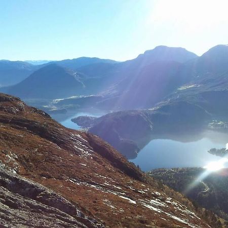 Вілла Bakken, Feriebolig Volda Екстер'єр фото